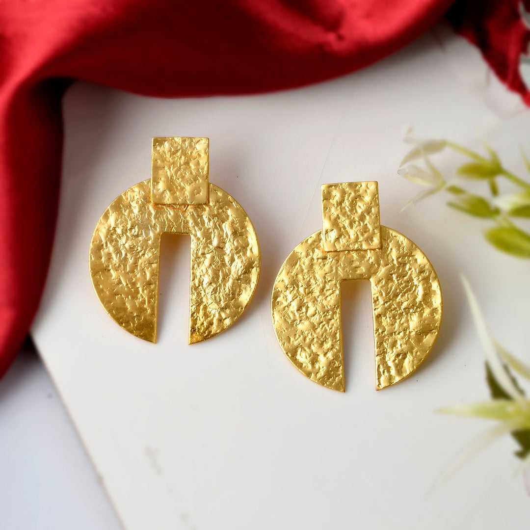 Dastoor Light Stylish Earring