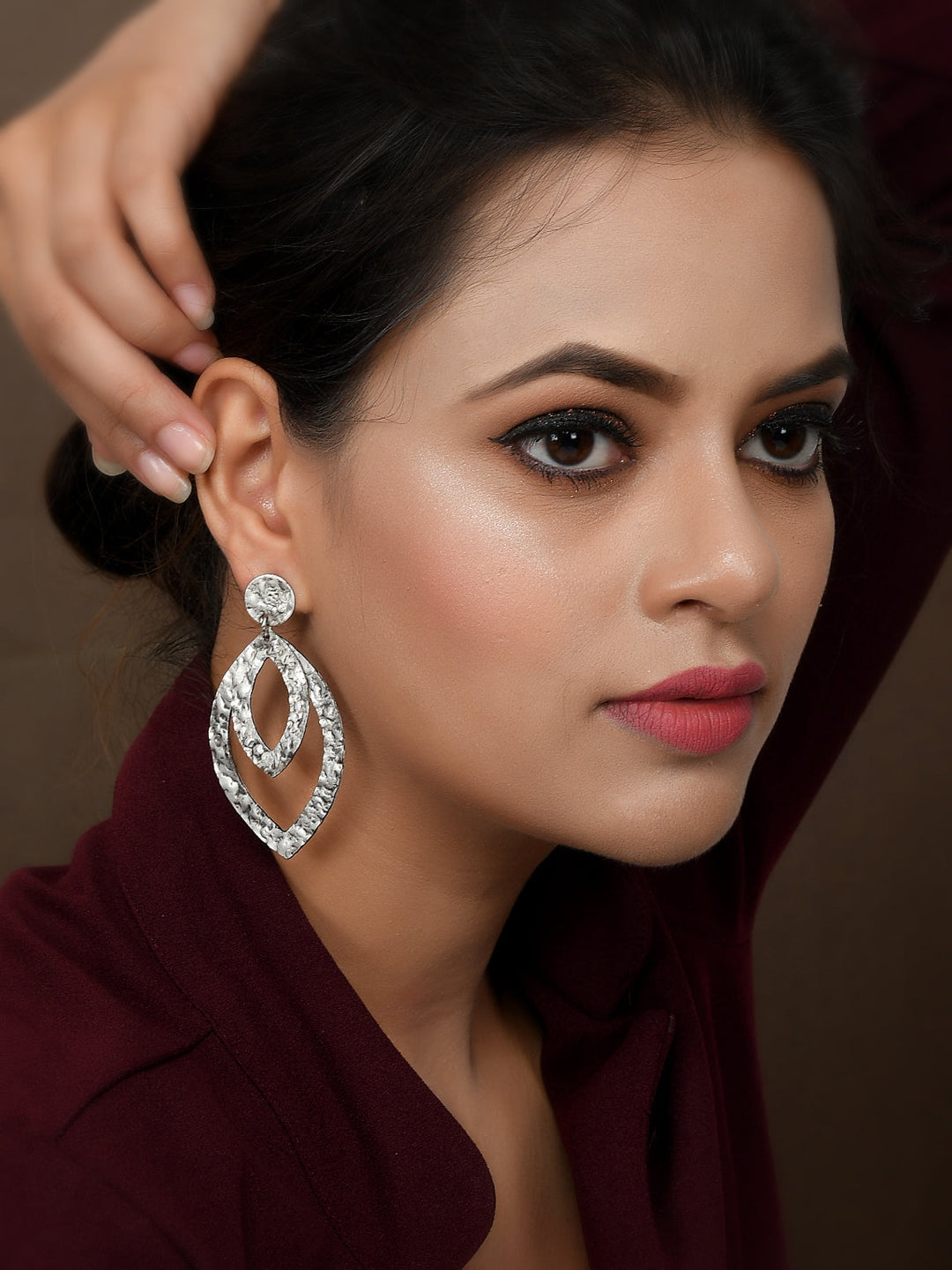 Dastoor Oxodise Light Earring