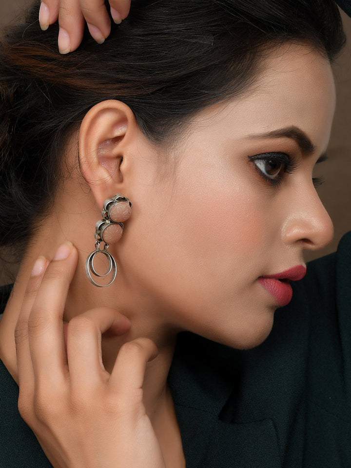 Dastoor Oxodise Carvin Stone Earring