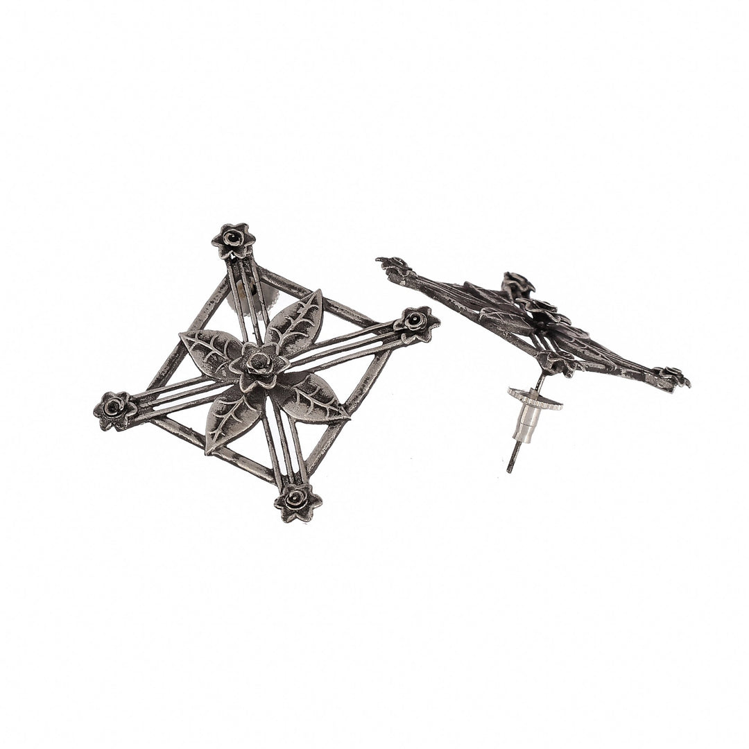 Dastoor Oxodise Light Earring