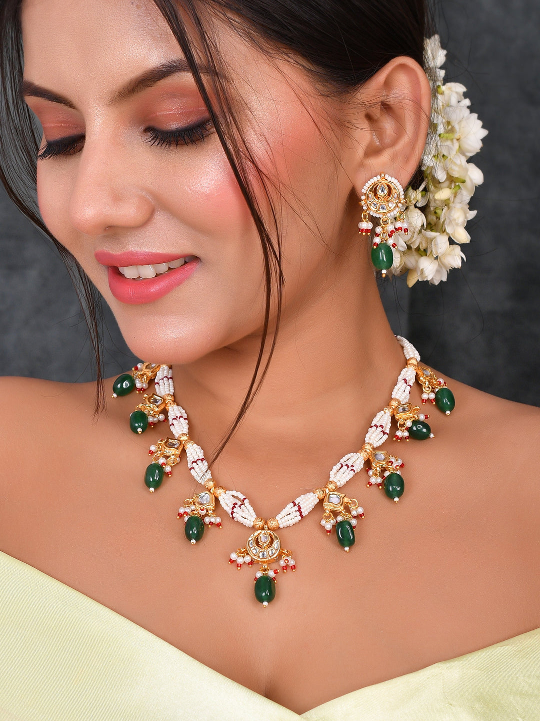 Kundan Radiant Jewel Set