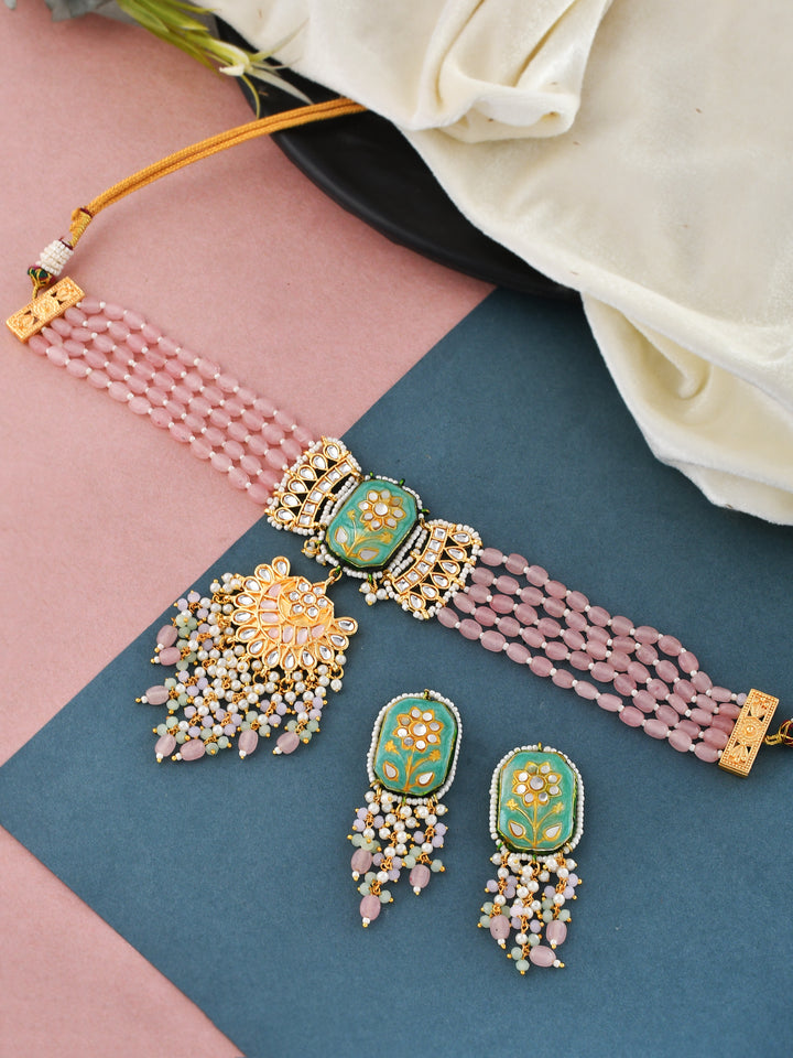 Kundan Majesty Choker Necklace Set