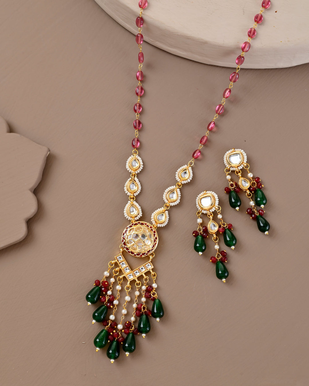 Desiner Necklce