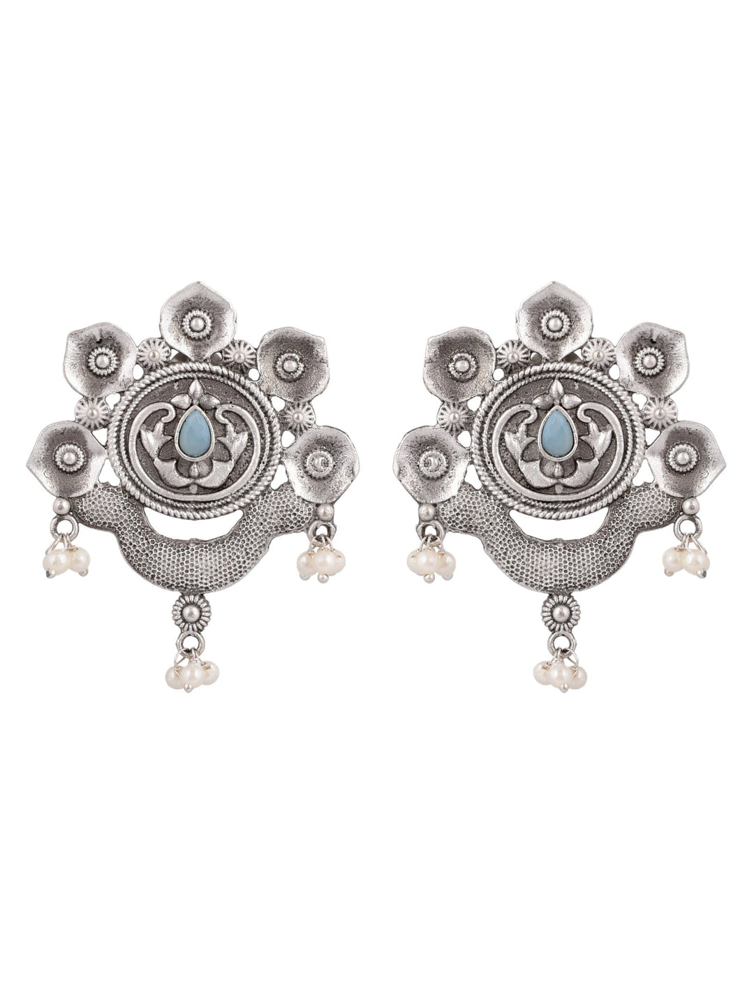 Graceful Gleam Studs