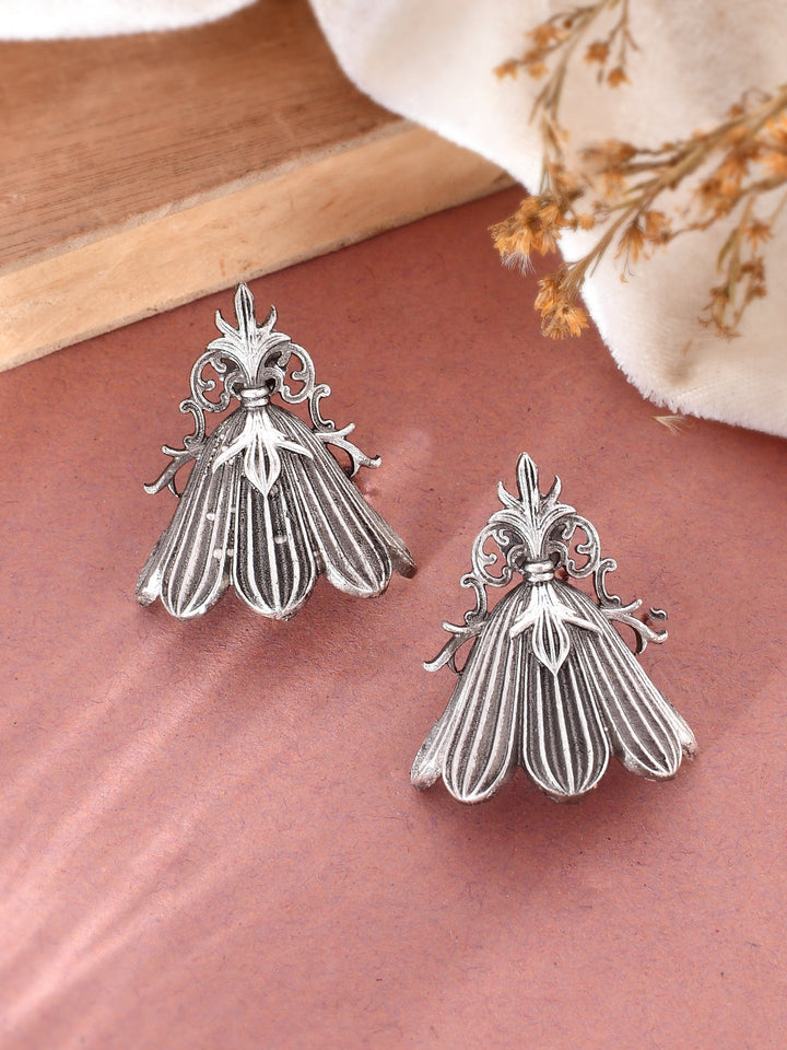 Fly Finesse Earrings