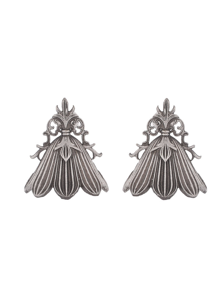 Fly Finesse Earrings