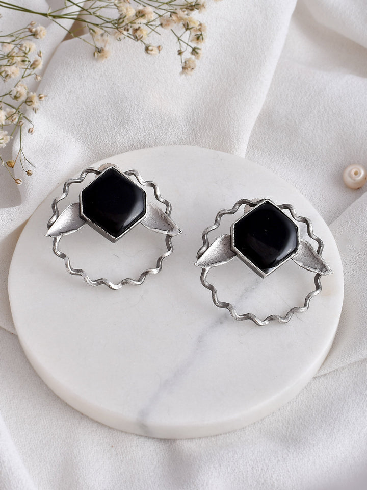 Silver color Rimmed Earring