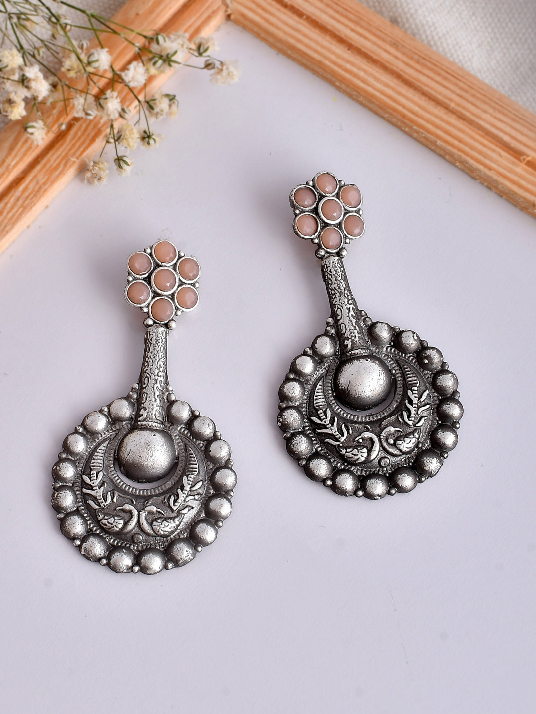 Glowing Peach Gems Earring