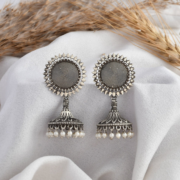 Border Beauty Earring