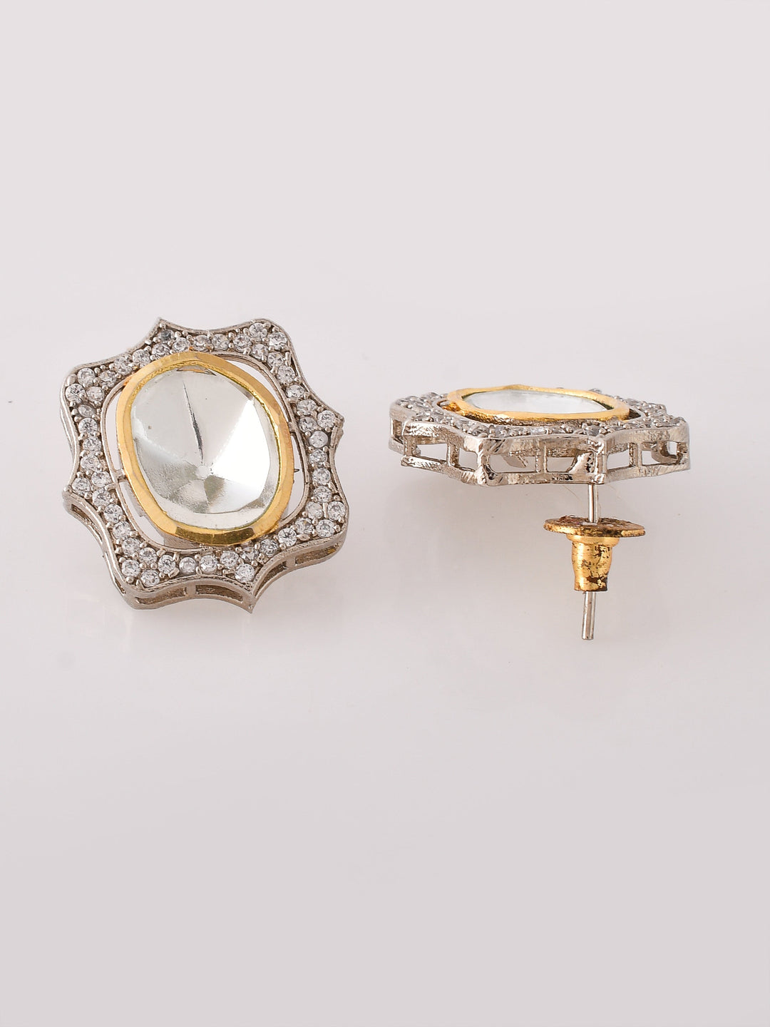 An exquisite Polki set that embodies timeless beauty,