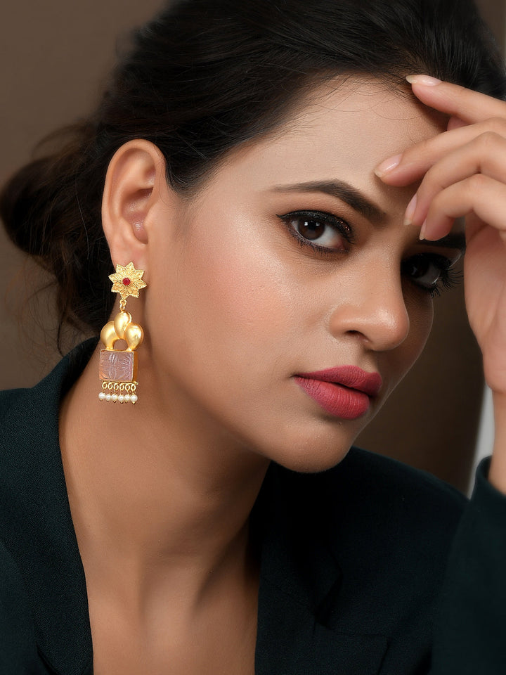 Dastoor Beautiful carvin Stone Earring