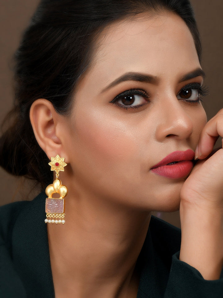 Dastoor Beautiful carvin Stone Earring