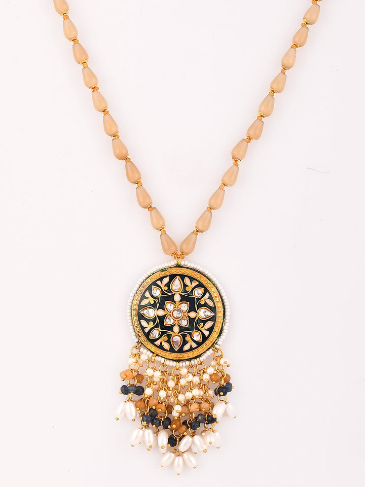Royale Kundan Elegance necklace set