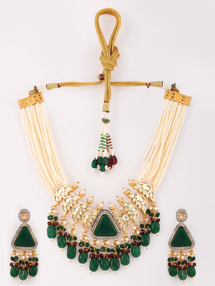 Green Kundan-Studded  Beaded Jewellery Set