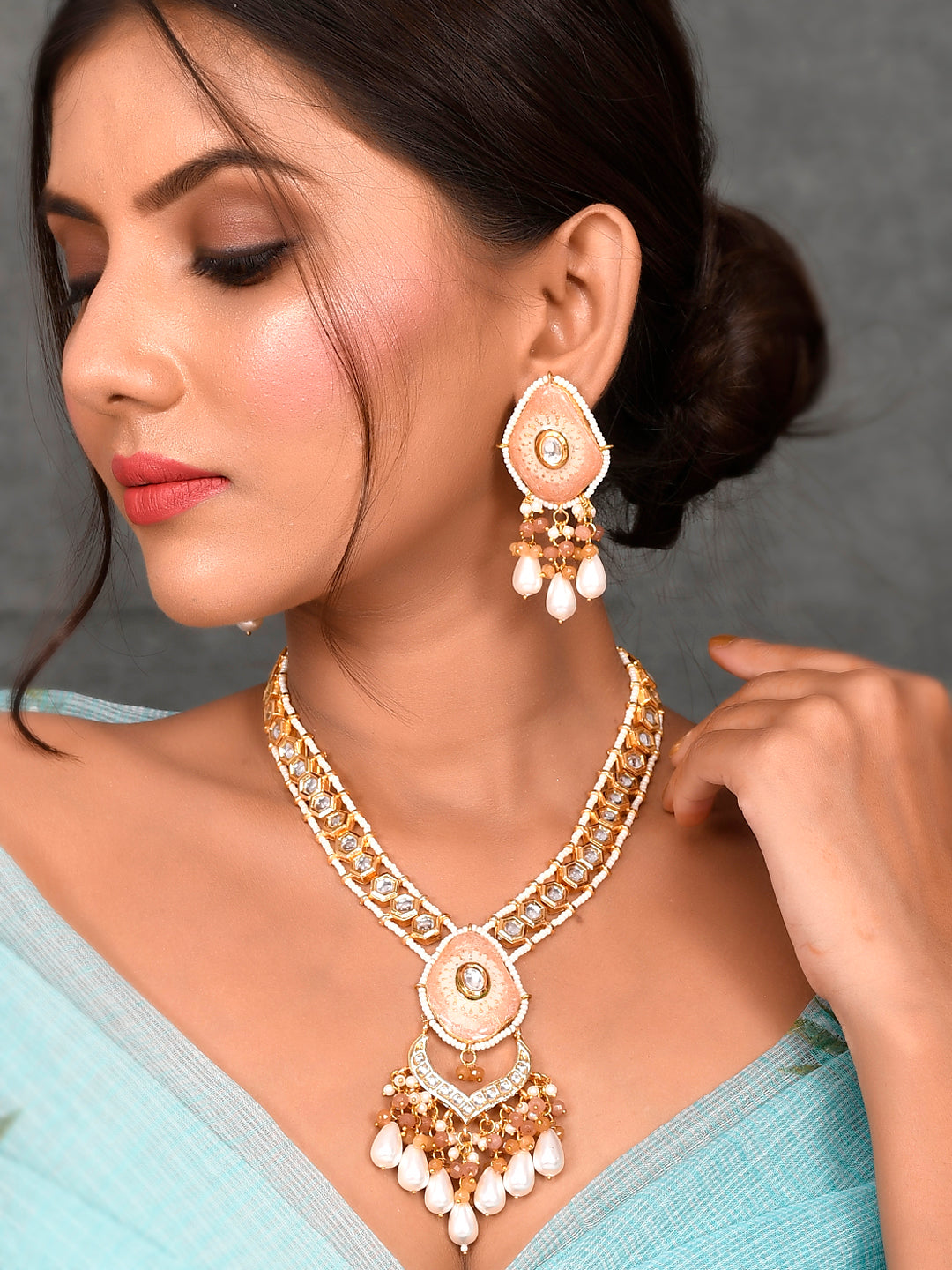 Golden Dusk Kundan Peach Strand Set