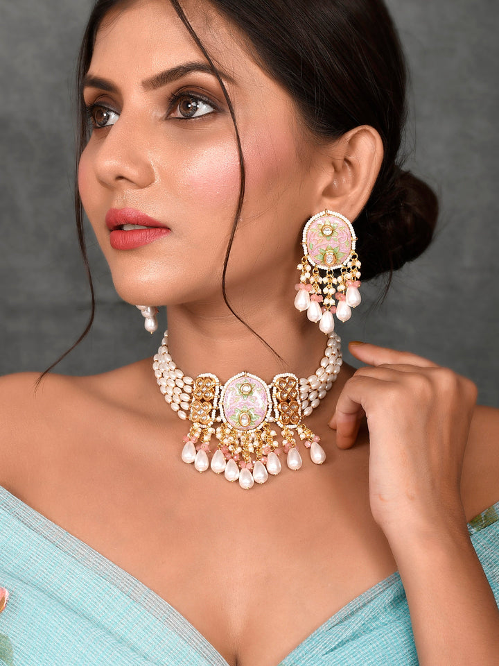 Royalty Kundan Elegance Choker Necklace Set