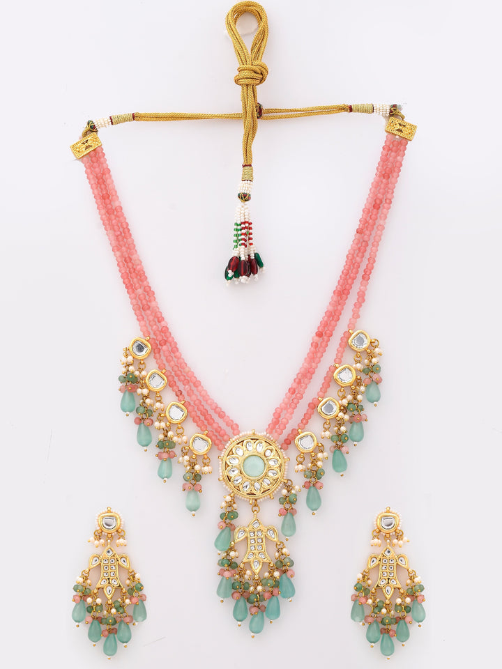 Graceful Neck Adornments Necklace Set