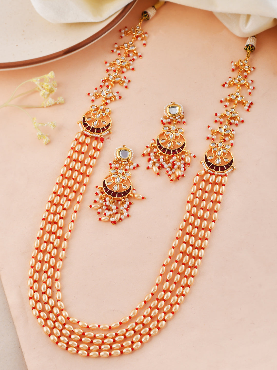 Handcrafted Kundan Artistry Necklace Set