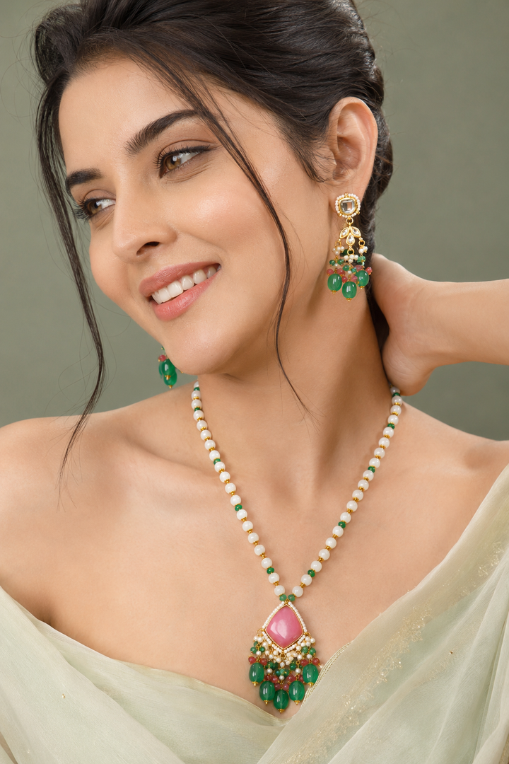 Gemstone Glimmer necklace