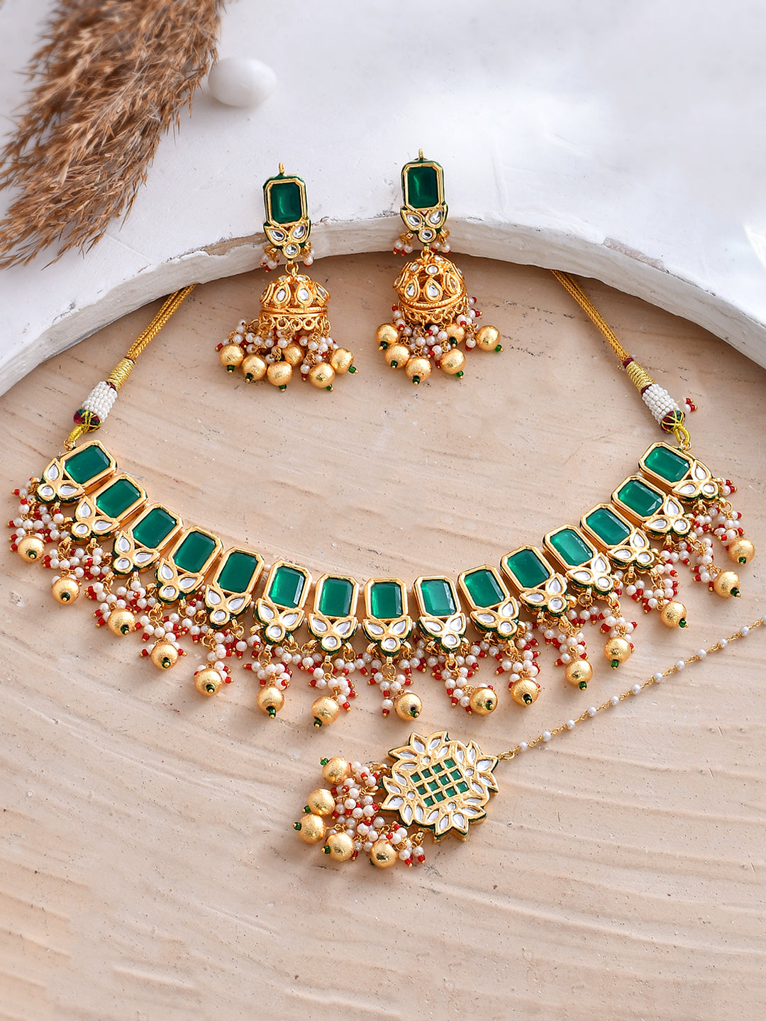 Exquisite Royal Filigree