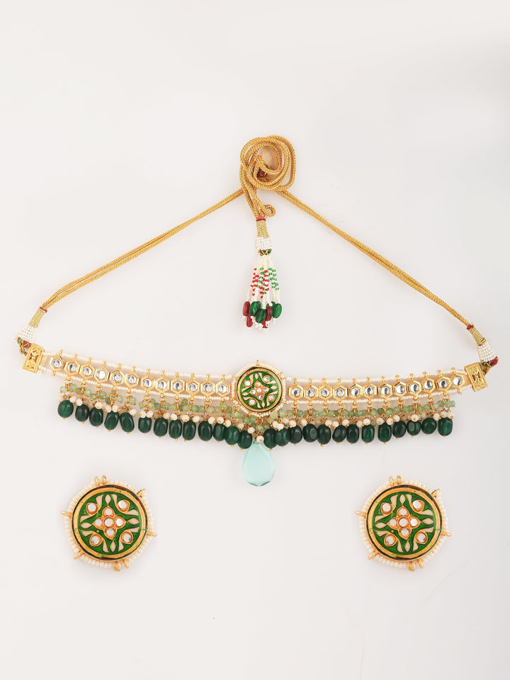 Dastoor Graceful Trend Setting Necklace Set