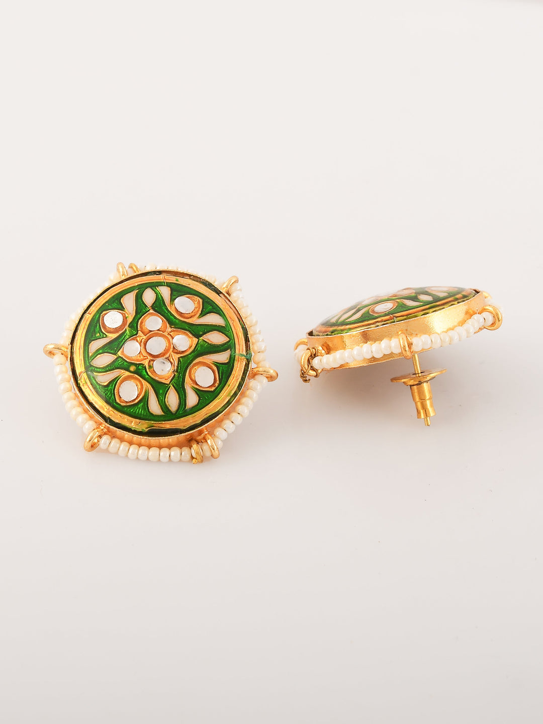 Dastoor Graceful Trend Setting Necklace Set