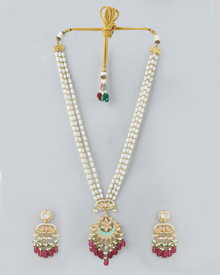 Desiner Necklce