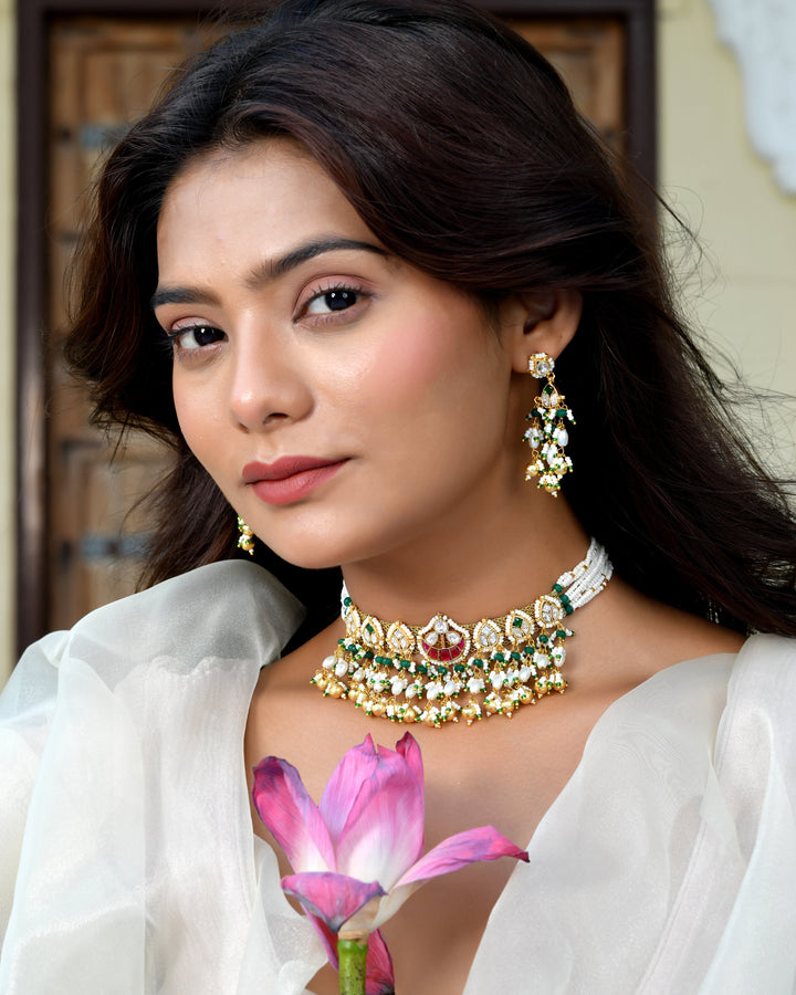 Divine Pachhi Kundan Touch