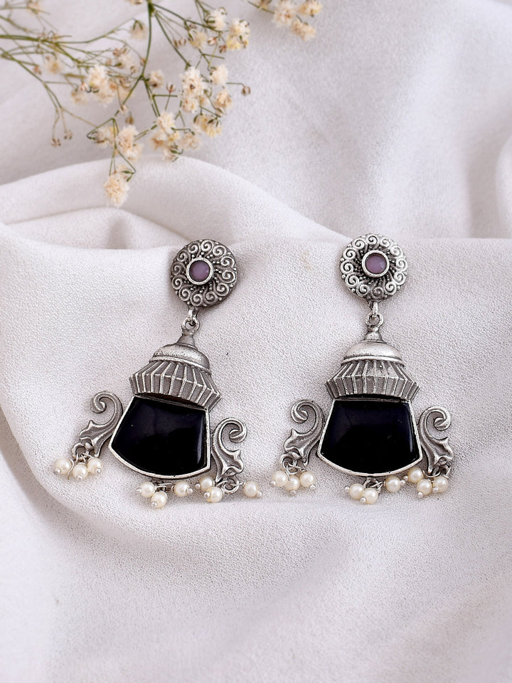 Midnight Noir Oxide Earring