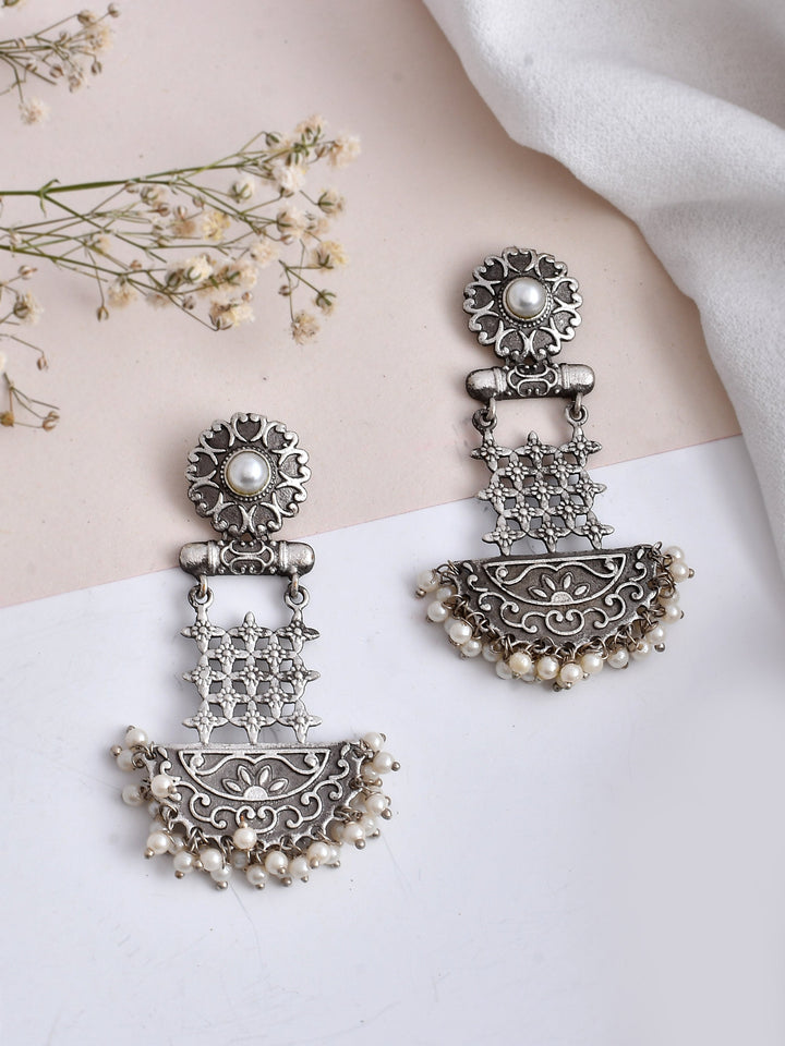 Emerald Essence Earring