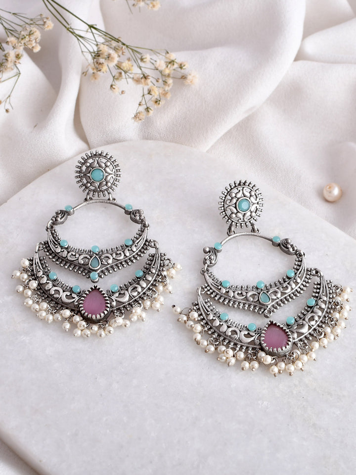 Classic Crafts Earring