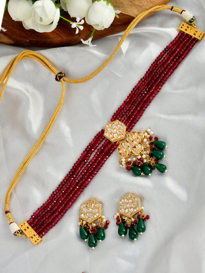 Dastoor Women Gold-Plated Red Kundan-Studded Jewellery Set