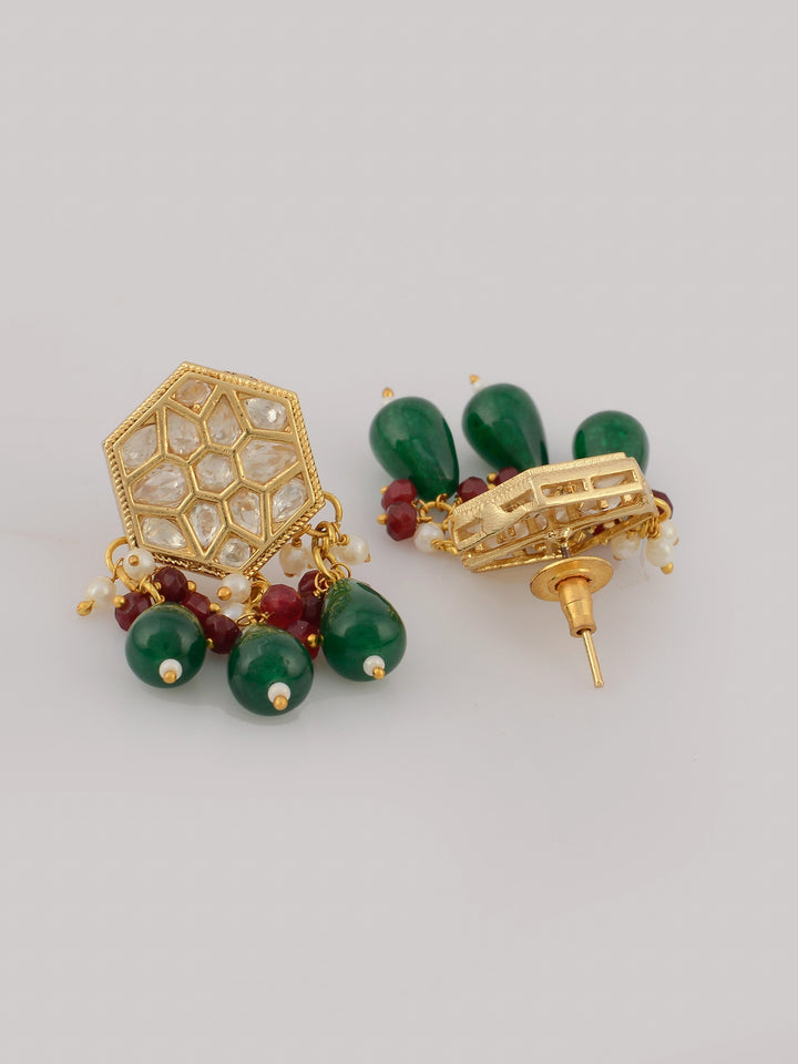 Dastoor Women Gold-Plated Red Kundan-Studded Jewellery Set