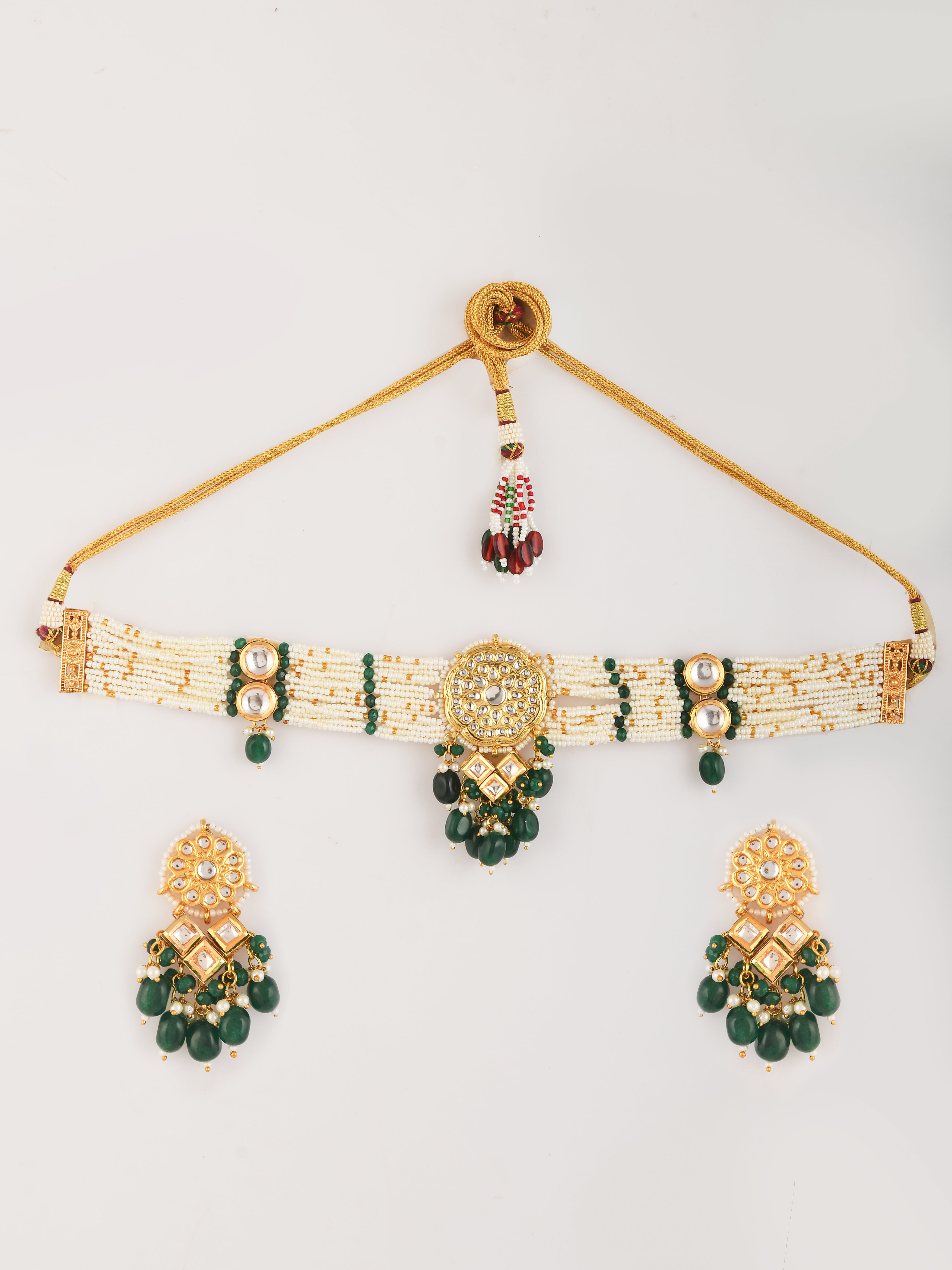 Gold Choker Set | Buy Jewelry to Attend an Indian Wedding