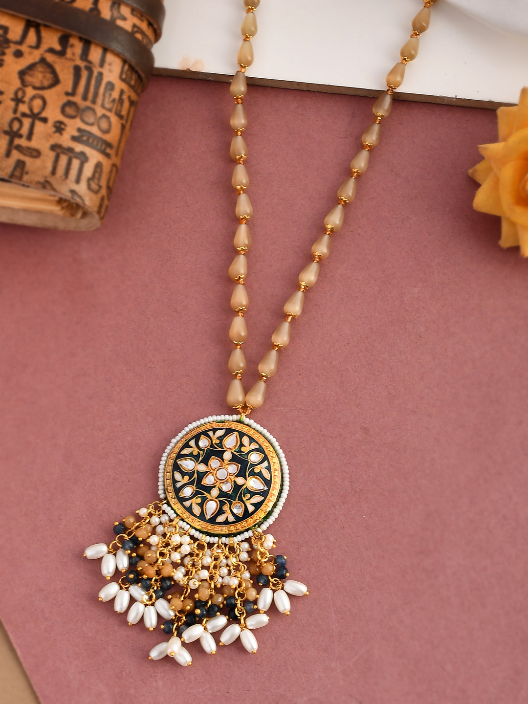 Royale Kundan Elegance necklace set