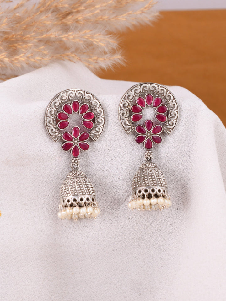 Middle Majesty Earring