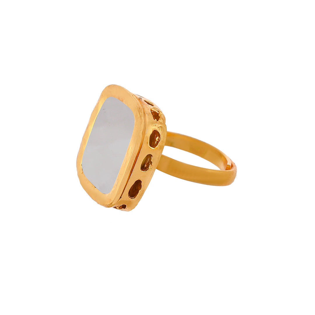 DASTOOR Gold-Plated White Kundan-Studded Adjustable Finger Ring